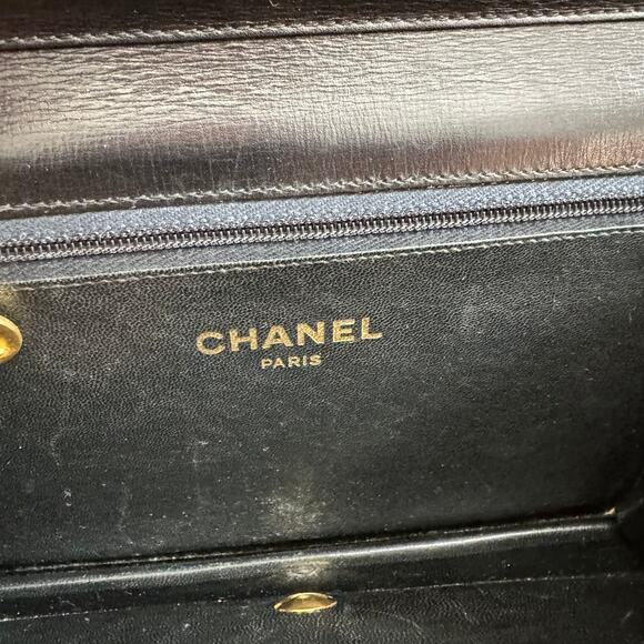 CHANEL Flap Bag Smooth Leather Black 24K Chain Vintage 80s RARE - Picture 10 of 15